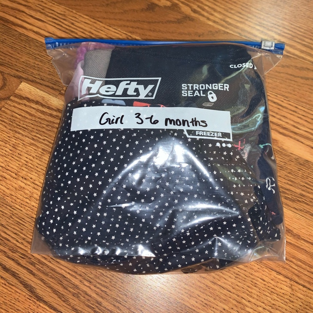 Baby Girl Clothes: 3-6 months